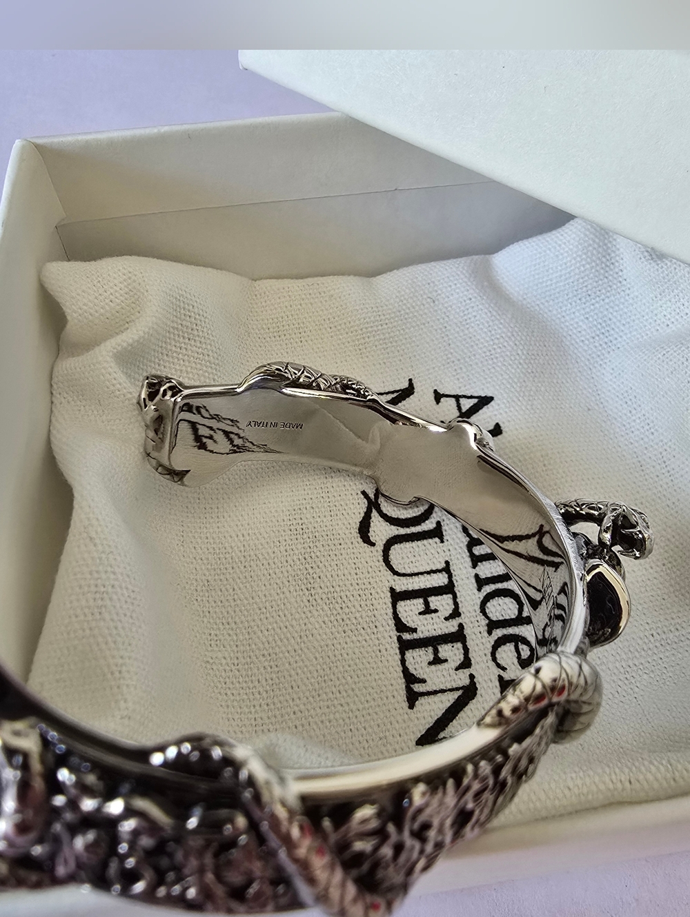 Alexander McQueen Skull and Snake Bracelet 'Antique Silver' - Picture 9 of 12